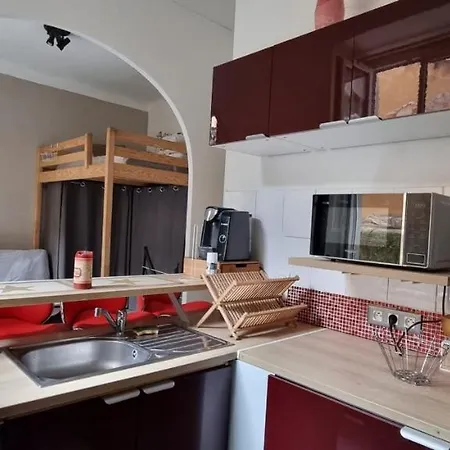 Charming 40 M Center Apartment Nice