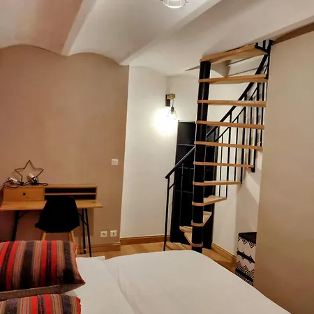 Apartament Charming 40 M Center Nicea