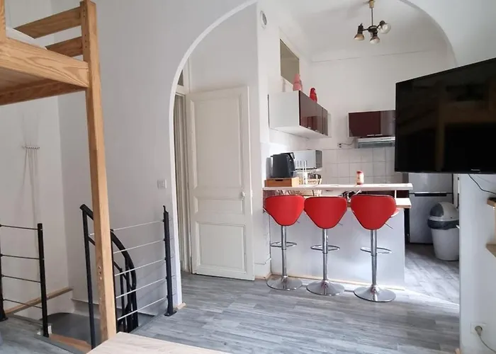 Apartman Charming 40 M Center Nizza